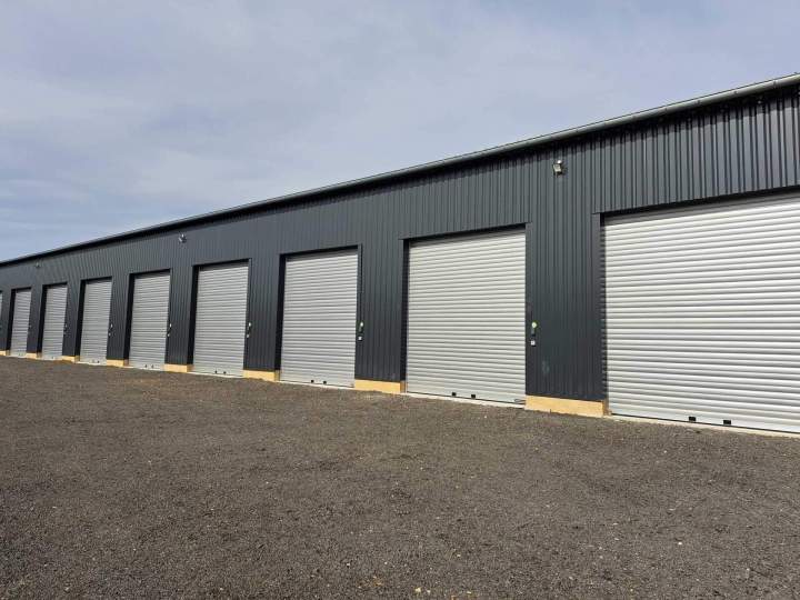 Revêtements de façade esthétiques pour bâtiments industriels et agricoles